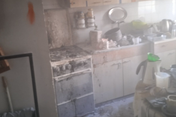 (FOTO) VATROGASCI IMALI PUNE RUKE POSLA! U Banjaluci gorjeli kontejneri, livade i stan