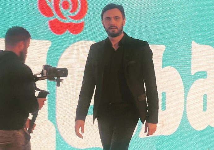 "KAD SAM SAZNAO ZA DŽEJEVU SMRT, PREPLAKAO SAM NOĆ" Zlatan Vidović za ALOonline o filmu "Nedelja", izazovima i poređenju sa „Tomom“, a otkrio je i koju scenu sa snimanja nikada neće zaboraviti