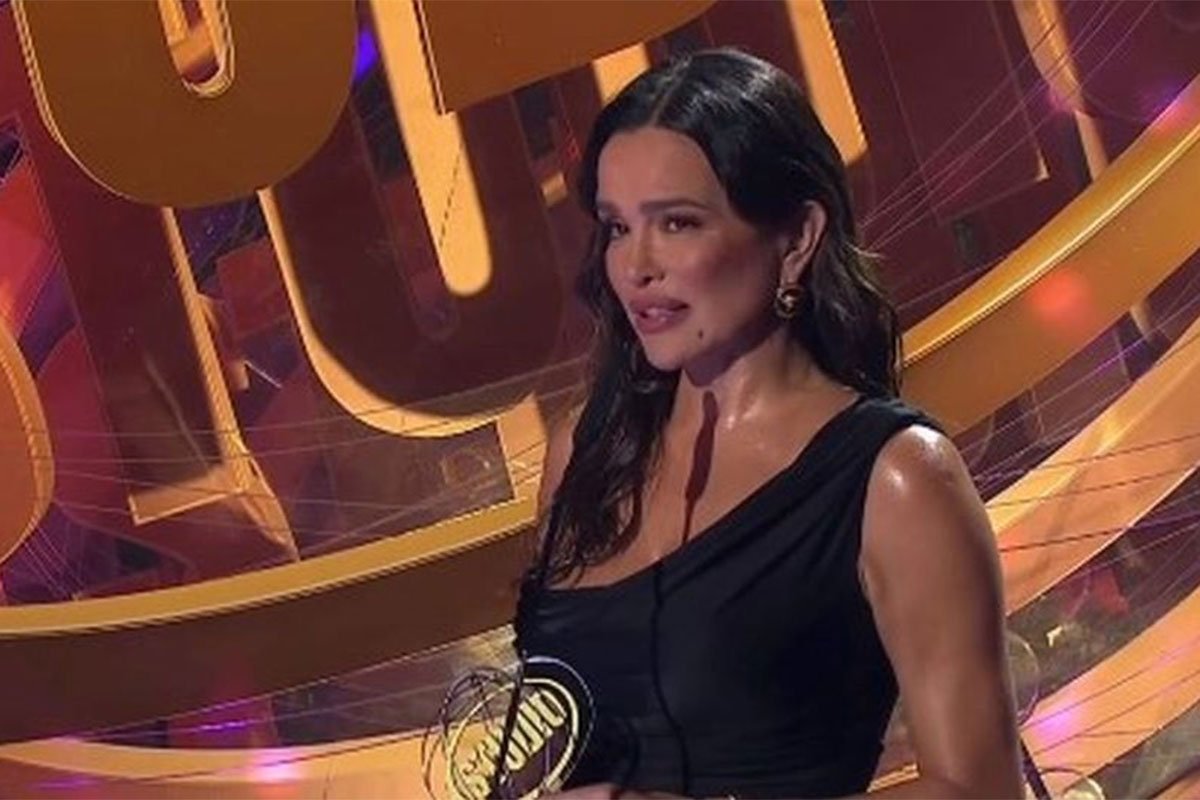 (VIDEO) RAZNJEŽILA CIJELI BALKAN Severina se umalo rasplakala na sceni dok je pozdravljala sina