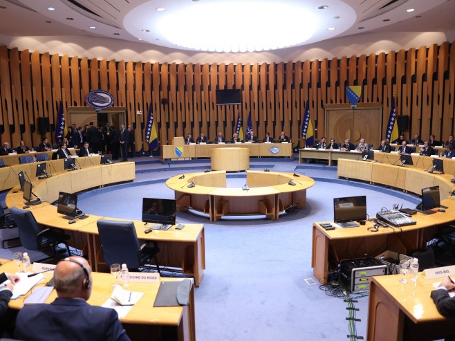 DELEGACIJA NATO U SARAJEVU Srbi poručili: Podrška za evropski put, ali ne i NATO