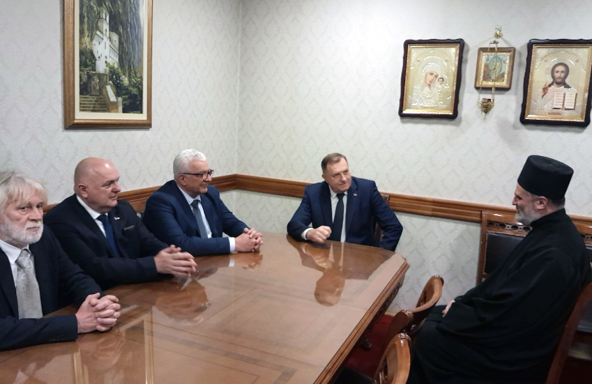 PREDSJEDNIK SRPSKE U CRNOJ GORI Dodik i Mandić posjetili Saborni hram Hristovog Vaskrsenja