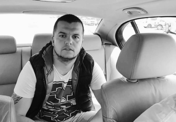 ISPALJENO VIŠE OD DESET HITACA Zbog sumnje da je umiješan u ubistvo Mustafe privedena jedna muška osoba