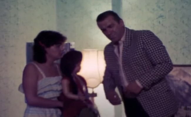 SCENA KOJA SE I DANAS PREPRIČAVA Bata Živojinović joj je izgovorio bezobraznu rečenicu u kultnom filmu, pa je napustila Srbiju i promijenila profesiju