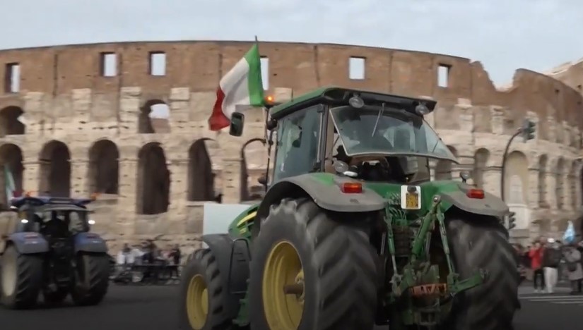 PROTESTI URODILI PLODOM Oko 70 odsto Italijana podržava poljoprivrednike