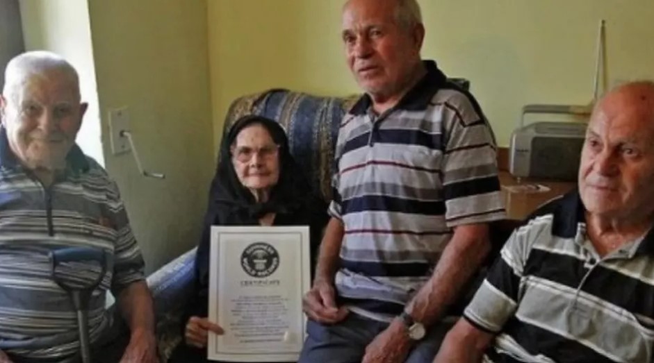 OTKRILI SVE TAJNE USPJEHA Najdugovječnija porodica otkriva tajnu: Ovo jedemo svaki dan