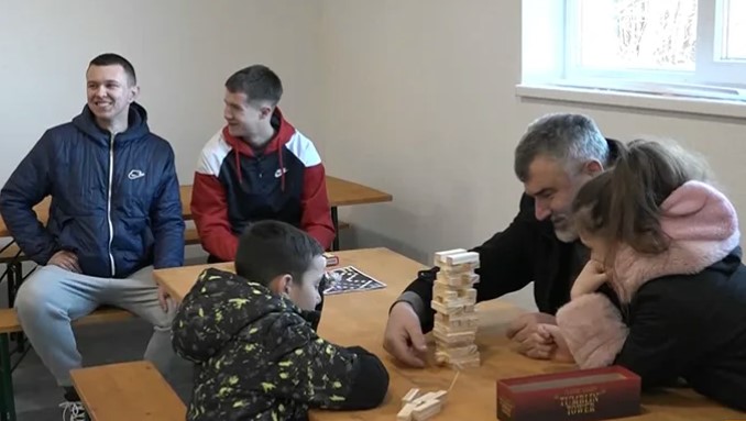 ODABRALI ŽIVOT NA SELU Iz Jelićke kilometrima putuju na posao i u školu