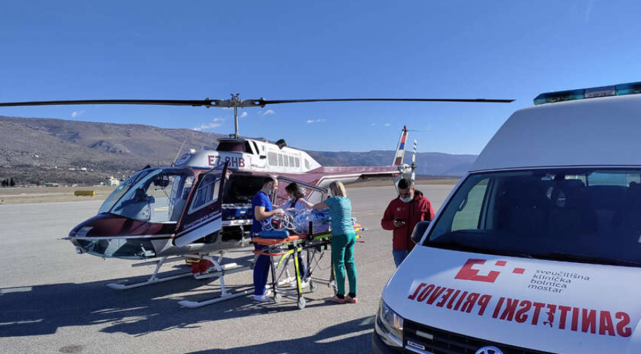 USPJEH PILOTA I LJEKARA IZ REPUBLIKE SRPSKE Novorođena beba helikopterom hitno prebačena iz Mostara u Beograd