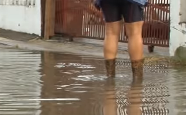 IZLILA SE KANALIZACIJA Fekalne vode slivaju se pored obdaništa, restorana brze hrane i prodavnica