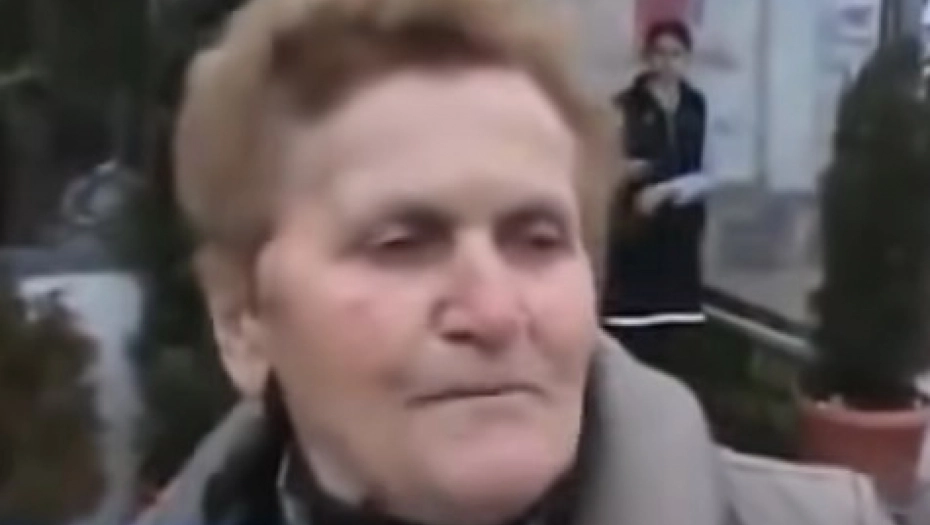 (VIDEO) "NA BRZINU SU ME UHVATILI" Baka Rada nasmijala je milione: Njen odgovor šta se slavi 14. februara postao hit bez konkurencije