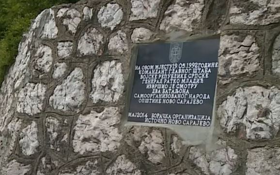 OŠTETILI SPOMEN PLOČU POSVEĆENU RATKU MLADIĆU Dvojac mora platiti šest hiljada maraka, nemaju pravo na žalbu
