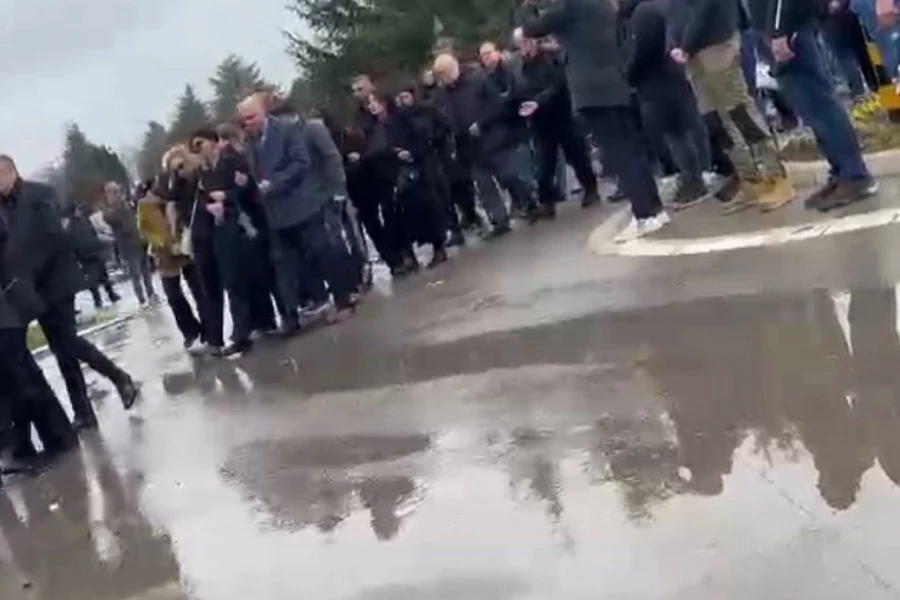(VIDEO) SNIMAK SA SAHRANE DEJANA MILOJEVIĆA KIDA DUŠU Đoković otkrio koji momenat ga je posebno potresao