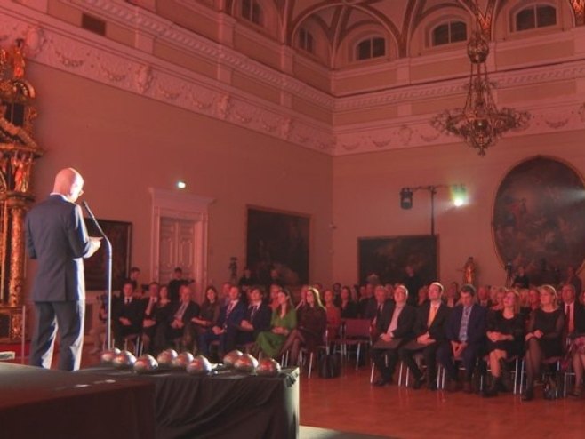 VELIKO PRIZNANJE ZA BANJALUČANKU Medicinski oskar Gordani Bukari Radujković