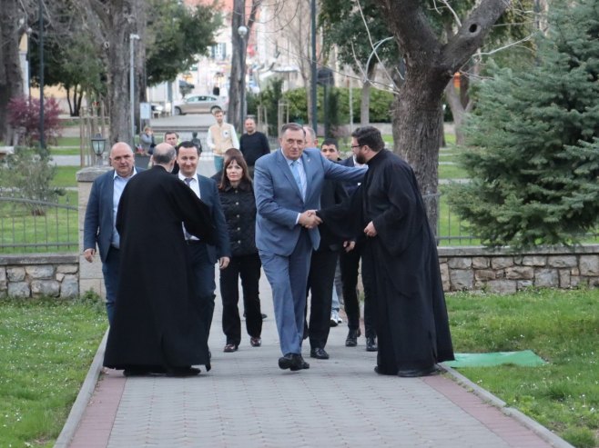 PREDSJEDNIK RS U POSJETI HERCEGOVINI Dodik u Trebinju sa vladikom Dimitrijem