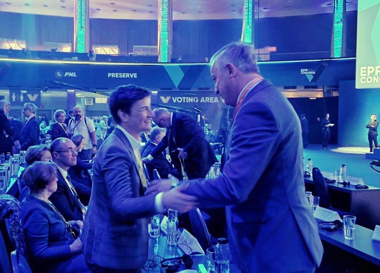 "SNAŽAN PARLAMENT GARANT JE SNAŽNE SRBIJE" Borenović čestitao Ani Brnabić izbor za predsjednika Narodne skupštine