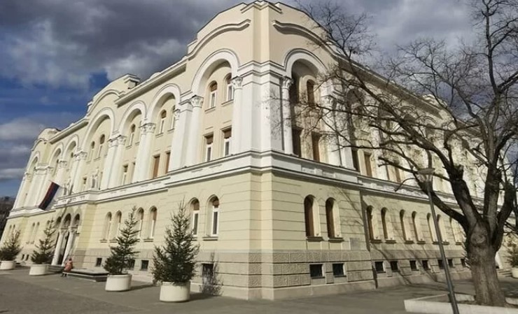 BESPLATNE POZIVNICE MOGU SE PREUZETI OD SUTRA Koncert kvarteta kontrabasa “Bassomania” u srijedu u Banskom dvoru