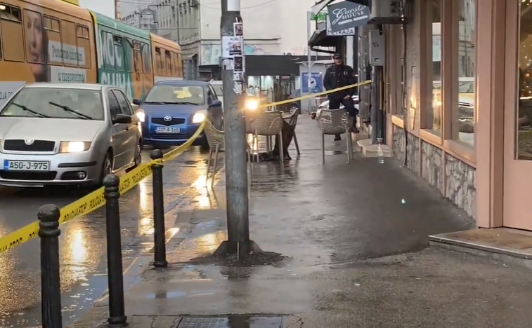 DETALJI PUCNJAVE U SARAJEVU Na Baščaršiji pronađeno 5 čahura, policija i forenzičari na licu mjesta