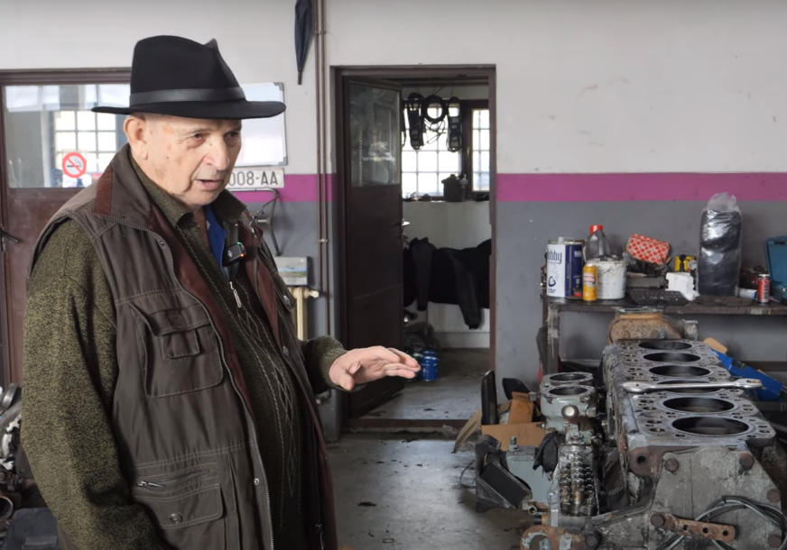 (VIDEO) NEMA TOG AUTA KOJE NE MOŽE POPRAVITI Ivo je bio najbolji automehaničar Jugoslavije, još čuva sat sa Titovim potpisom