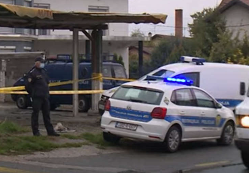NAORUŽAN PIŠTOLJEM I MASKIRAN FANTOMKOM Brčak optužen za teži oblik razbojništva počinjenog u kladionici