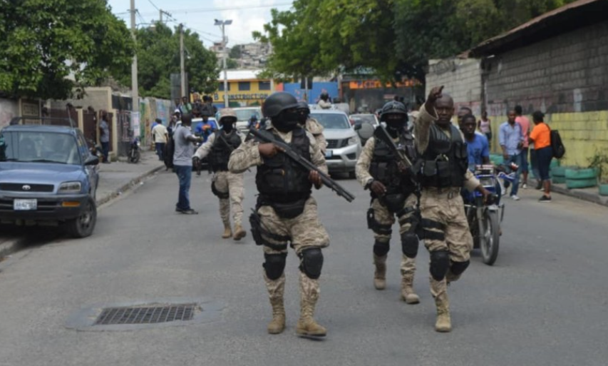 POLICIJA TRAGA ZA ODBJEGLIM ZATVORENICIMA SAD pozvale svoje državljane da što prije napuste Haiti zbog eskalacije nasilja