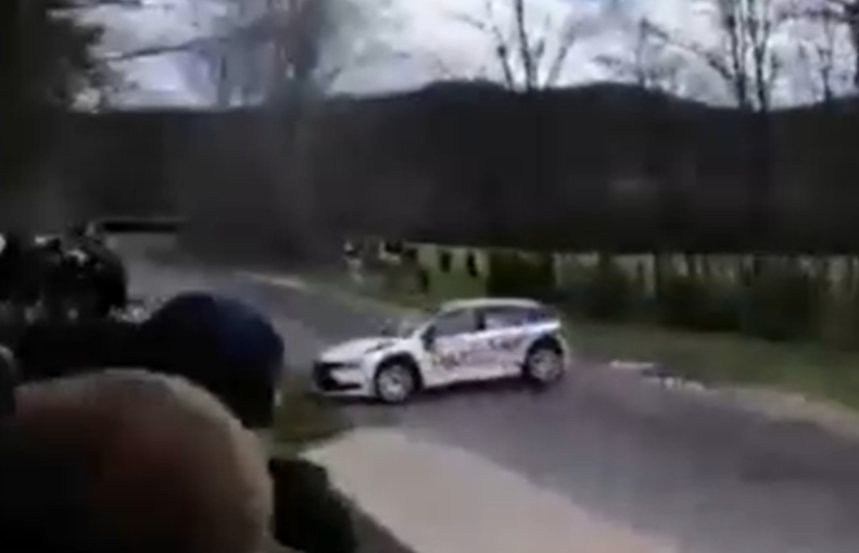 (VIDEO) DVOJE MALIŠANA SE BORI ZA ŽIVOT Automobilom uletio u publiku, nastradale 4 osobe