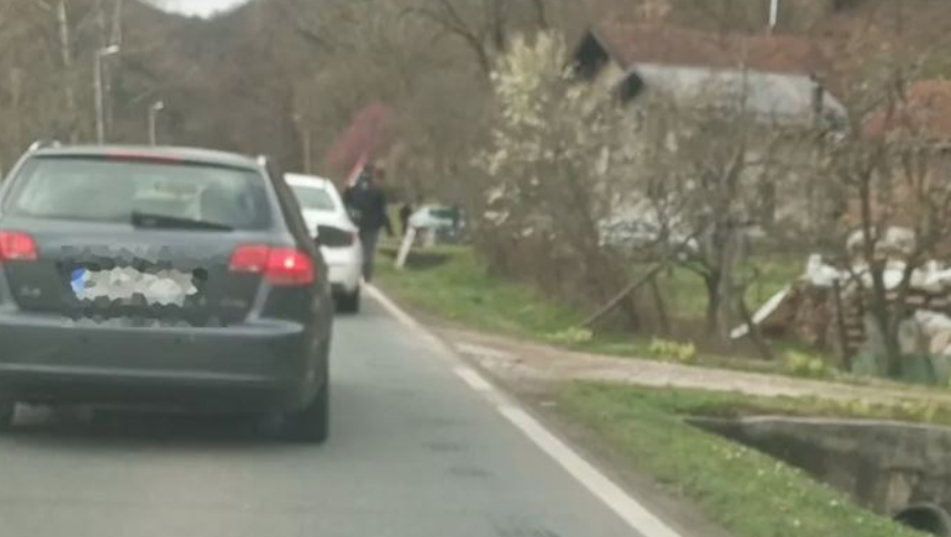 STVORENA VELIKA GUŽVA Saobraćajka između Čelinca i Kotor Varoša