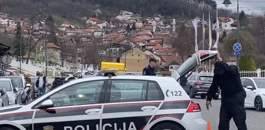 UHAPŠEN OSUMNJIČENI ZA PUCNJAVU U SARAJEVU Poznat identitet privedenog lica