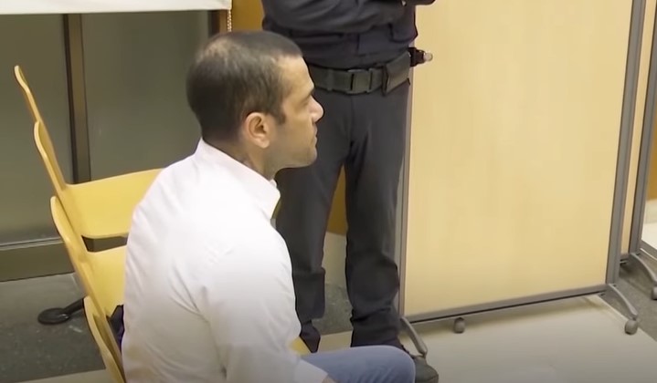 KUNE SE DA NEĆE POBJEĆI Legendarni brazilski fudbaler traži da ga puste iz zatvora