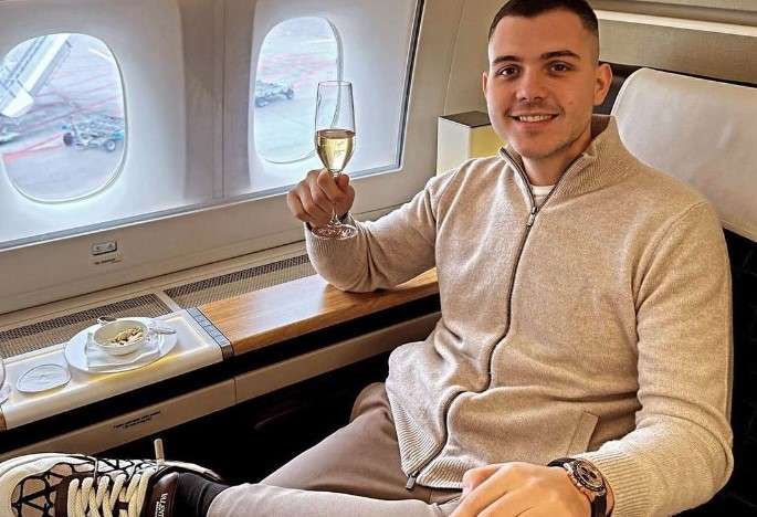 VIKTOR RADI PUNOM PAROM Brenin sin pokreće biznis od kojeg će ozbiljno zaraditi