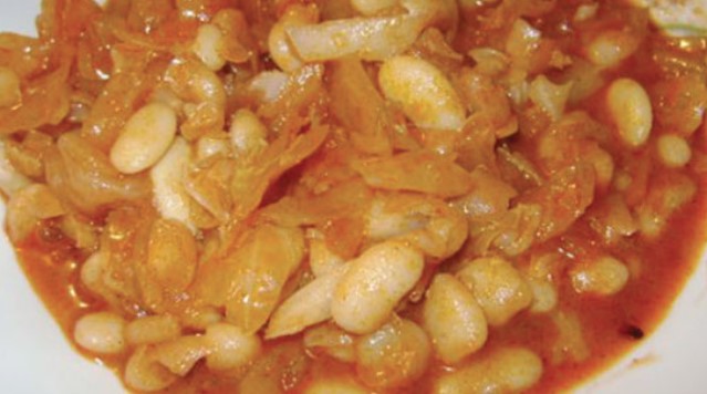 PRIJEDLOG ZA RUČAK Posno jelo od pasulja i kiselog kupusa