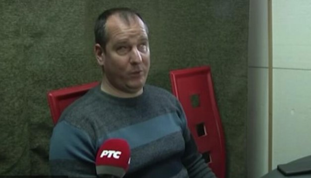 “NIŠTA NEMA OD ŽALOPOJKI” Dejan je rođen slijep, ali sa lakoćom radi 2 posla i izdržava porodicu
