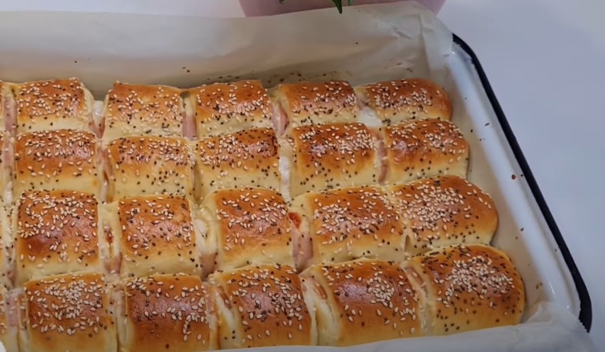 ROLNICE SA KULENOM Slasne i aromatične: Zamirisaće cijeli komšiluk