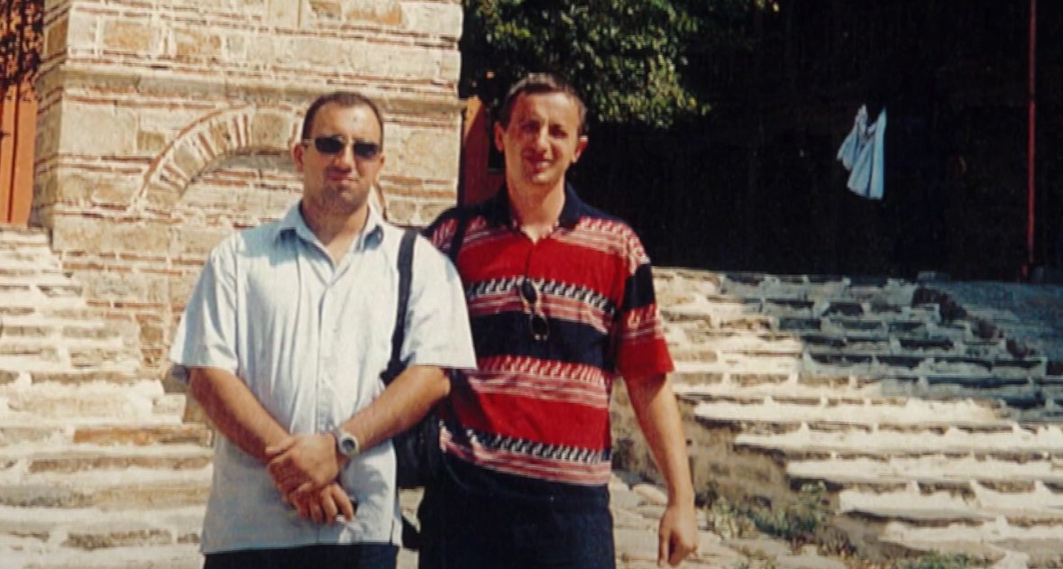 (VIDEO) BORENOVIĆ PROSLAVIO 50. ROĐENDAN Predsjednik PDP-a prikazo film o svom životu: U 50 sekundi stalo pregršt detalji o njegovom životu, a mnoge sigurno niste znali