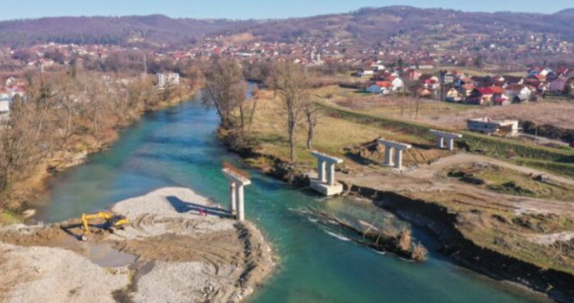 IZGRADNJA MOSTA U NASELJU ČESMA Izmjena u odvijanju saobraćaja u Ulici braće Pišteljića