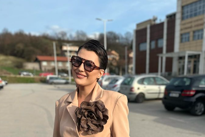 (FOTO) POBIJEDILA OPAKU BOLEST PA OTPUTOVALA U MEDINU Naida Bešlagić objavom na Instagramu ražnježila pratioce
