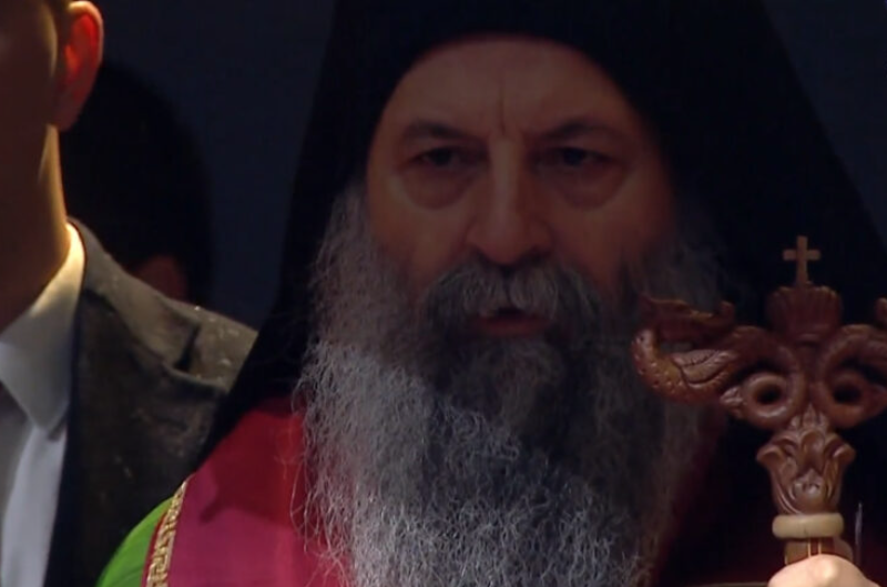 PATRIJARH PORFIRIJE POSLAO SNAŽNU PORUKU "Nevina krv je tada padala širom naše zemlje"