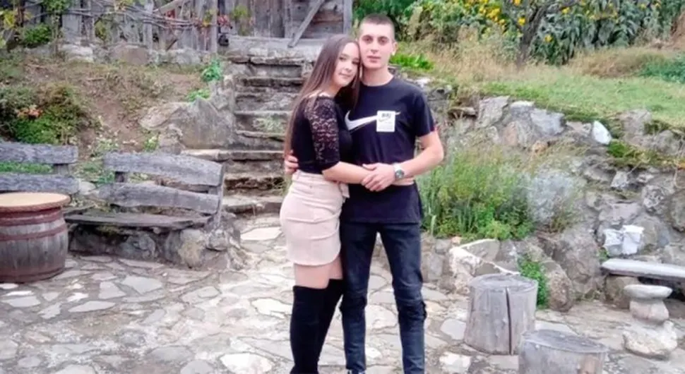 PORODICA I SUGRAĐANI PONOSNI NA MLADI PAR Sandra (22) i Stevan (23) zajedno otišli u vojsku