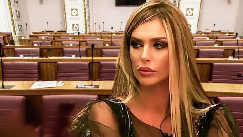(VIDEO) "NEKO MI PODMEĆE PRIJE IZBORA" Avi Karabatić pozlilo nakon što je procurio eksplicitni snimak