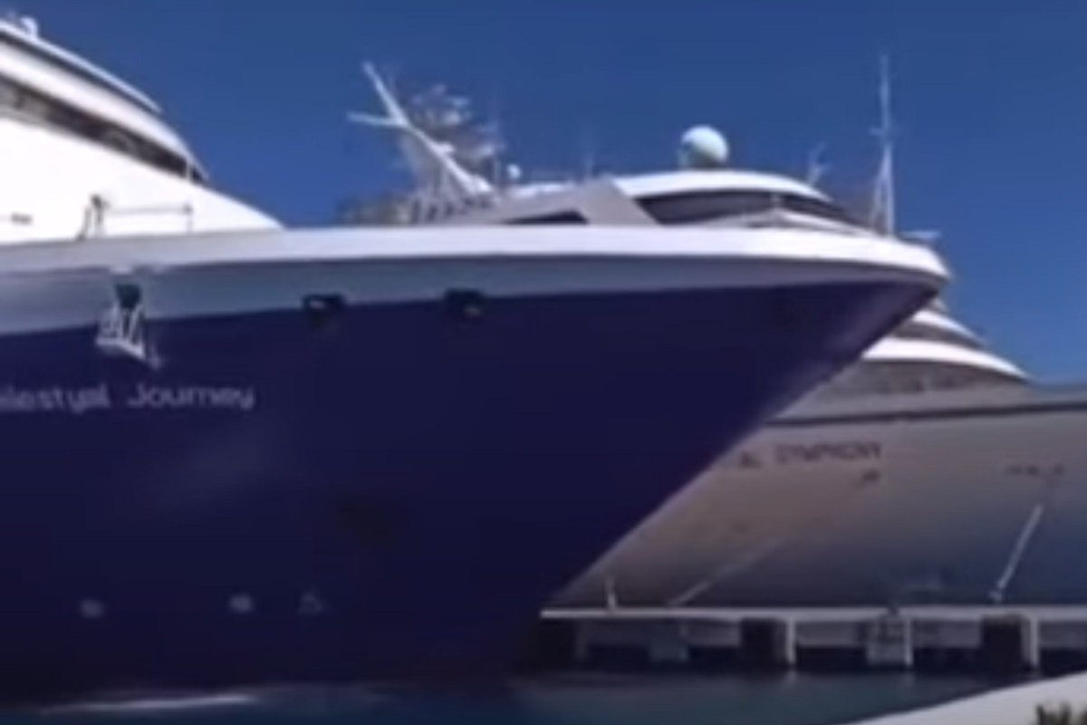 (VIDEO) DRAMA U TURSKOJ Kruzer od 200 metara udario u betonski mol