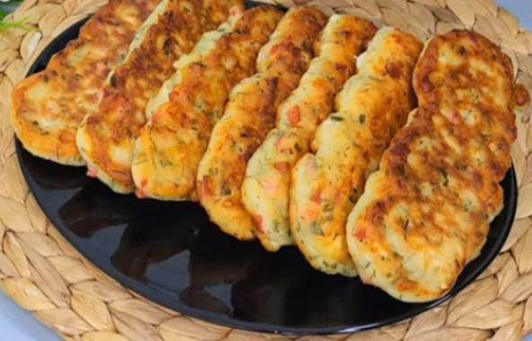 TOPE SE U USTIMA Najukusnije piroške punjene sirom i šunkom