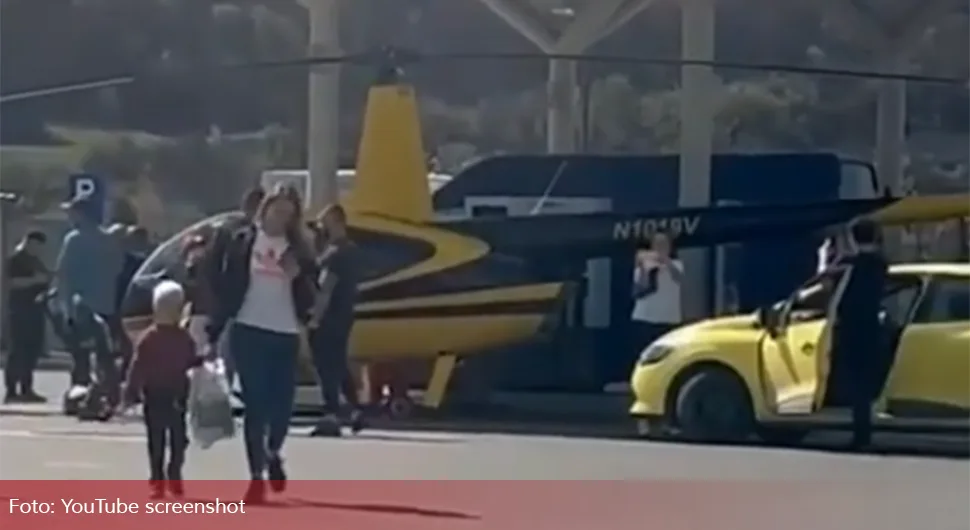 (VIDEO) PROLAZNICI U ŠOKU Helikopterom sletio na pumpu - nestalo mu goriva