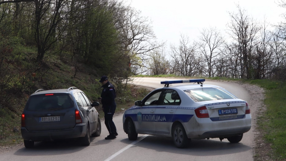 MJEŠTANI PROGOVORILI O OSUMNJIČENOM ZA UBISTVO MALE DANKE Policija blokirala prilaze do kuće Srđana Jankovića