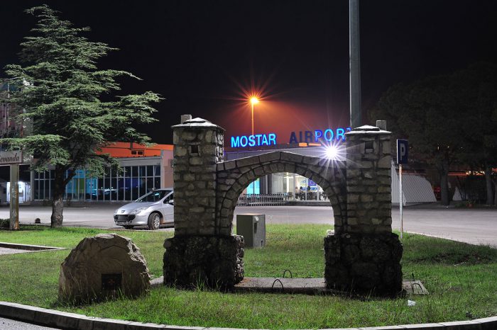 VUČIĆ STIŽE PRVIM AVIONOM Od danas direktan let Beograd-Mostar