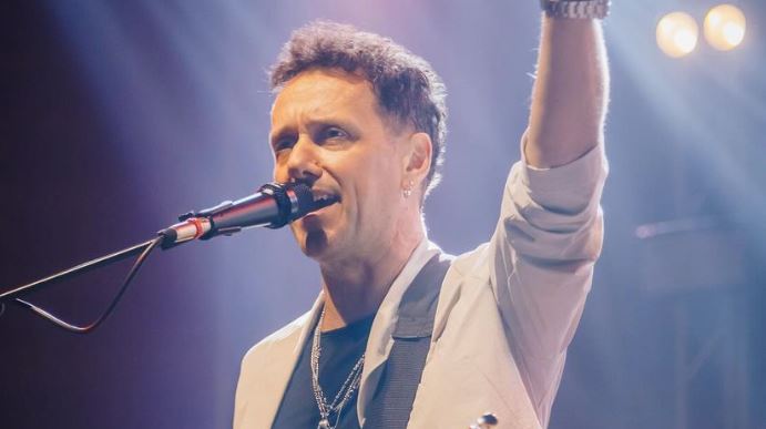 DŽENAN LONČAREVIĆ PROGOVORIO O RAZVODU "Ne izbacujem ženu iz kuće, ne živimo zajedno godinama"