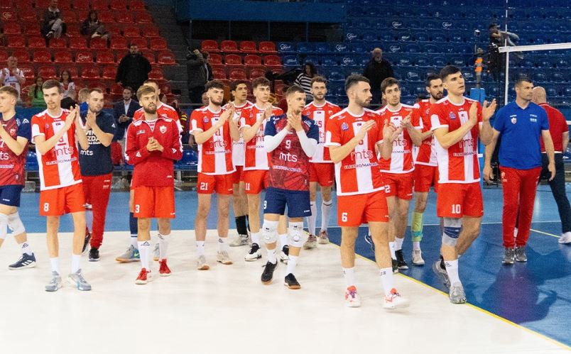 ZVEZDA JE ŠAMPION SRBIJE Crveno-bijeli porazili vječitog rivala i okitili se titulom prvaka