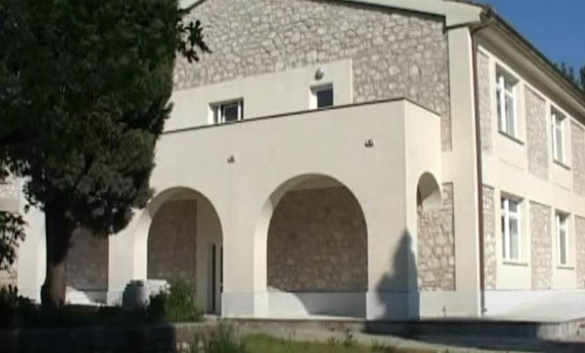 UBISTVO U PSIHIJATRIJSKOJ BOLNICI NA RABU Nasmrt pretukao cimera zbog glasne muzike