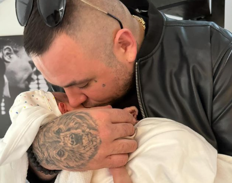 (FOTO) “ČISTA LJUBAV” Filip Car objavio prvu fotografiju sa kćerkom Leonom
