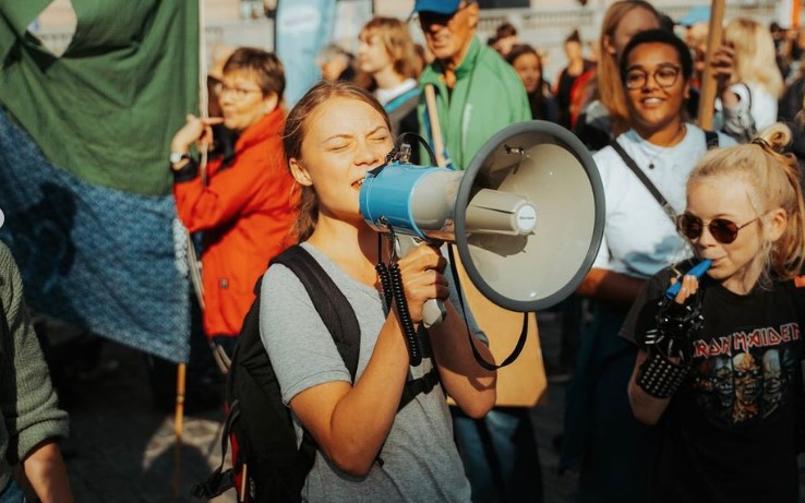 PROPALESTINSKI PROTESTI Uhapšena Greta Tunberg: Aktivistkinja detaljno objasnila šta se dešavalo