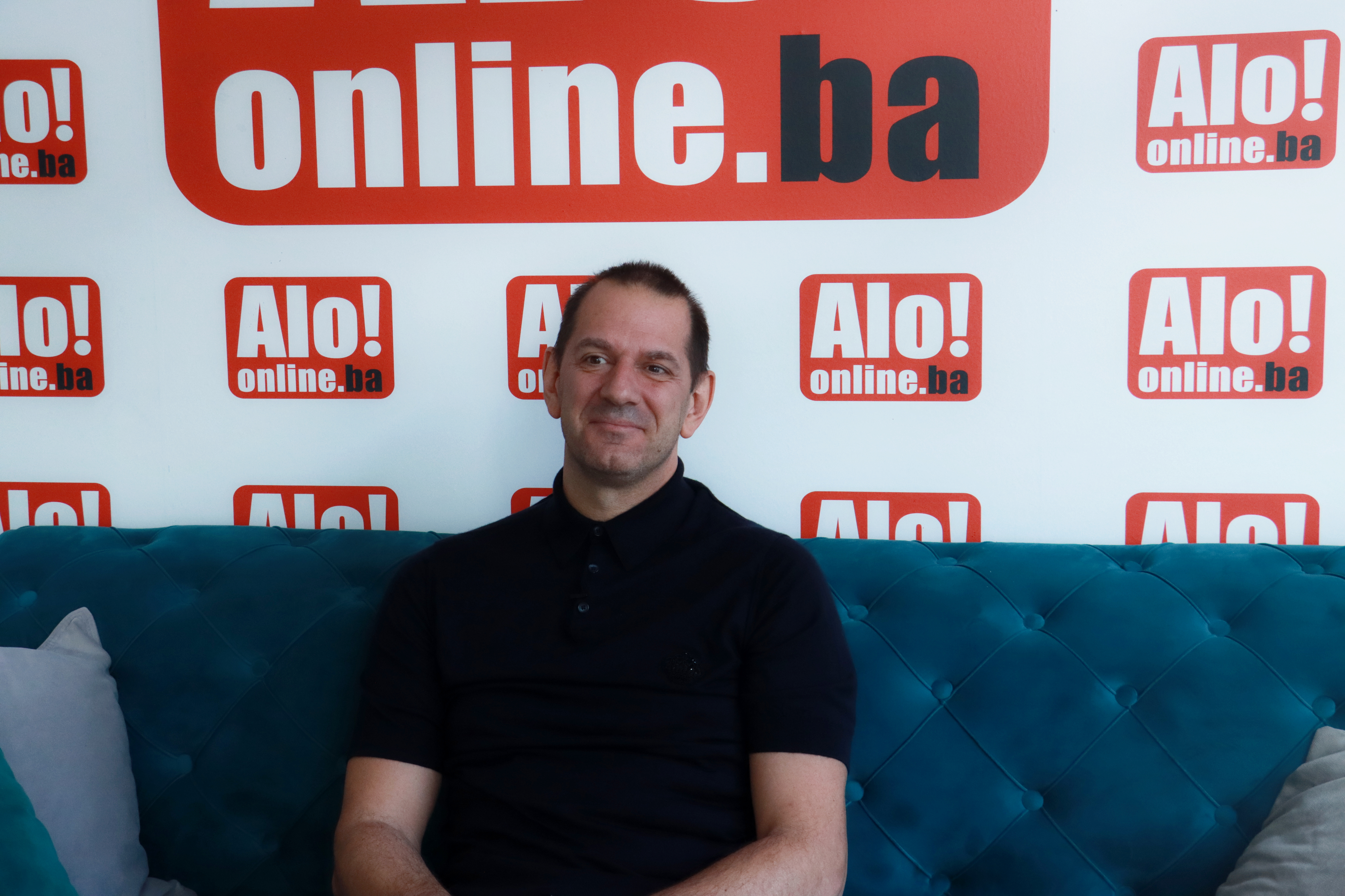 (FOTO/VIDEO) KAKO JE MLADENA BOJINOVIĆA OTPISAO RK „BORAC“, PA POSTAO NAJTROFEJNIJI BANJALUČKI SPORTISTA Legendarni rukometaš za ALOonline: Kao Srbin iz Republike Srpske ponosan sam na priznanje u Francuskoj