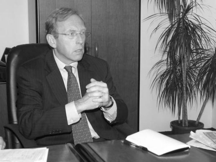 BIVŠI AMBASADOR SAD U BiH Preminuo Kliford Bond
