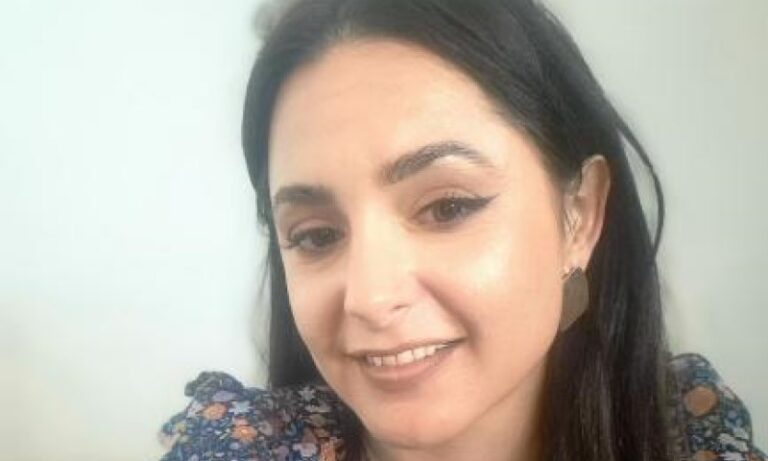 (FOTO) MATURE SAMO ŠTO NISU, TREBA PARA I ZA ŠMINKANJE Evo gdje to u Banjaluci može i besplatno